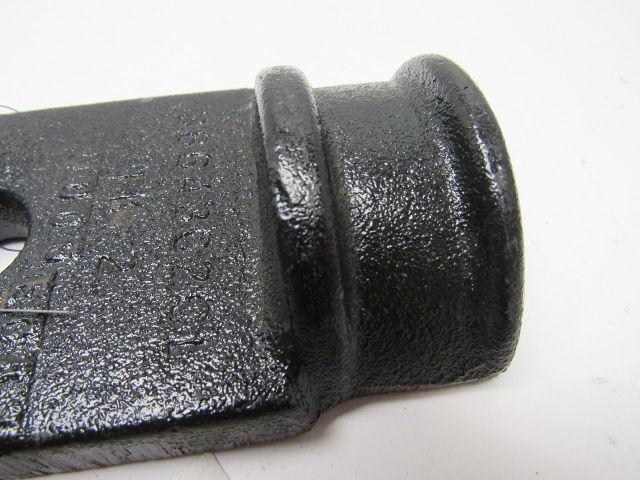 International Truck and Engine 3864362C1 U bolt seat