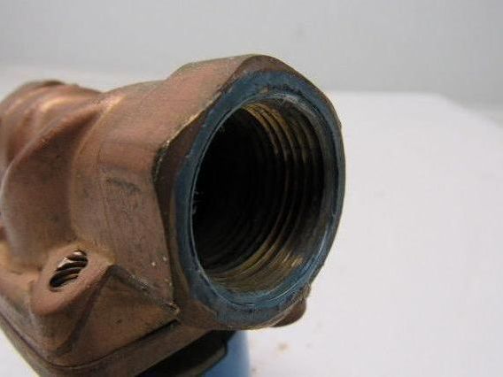 Honeywell 7221GBN51E00A0J222P3 Solenoid Valve 120/60V 10Watts 5/8 Orifice