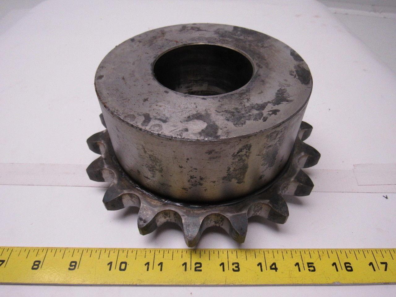 18 Tooth 100 Chain 2-3/4" Smooth Bore W/ built in Locking collar