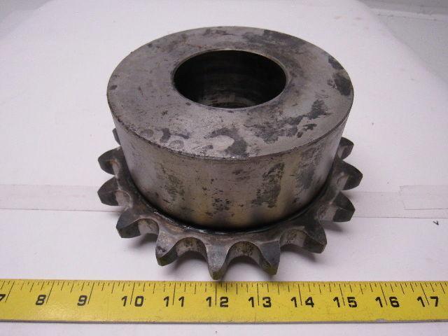 18 Tooth 100 Chain 2-3/4" Smooth Bore W/ built in Locking collar