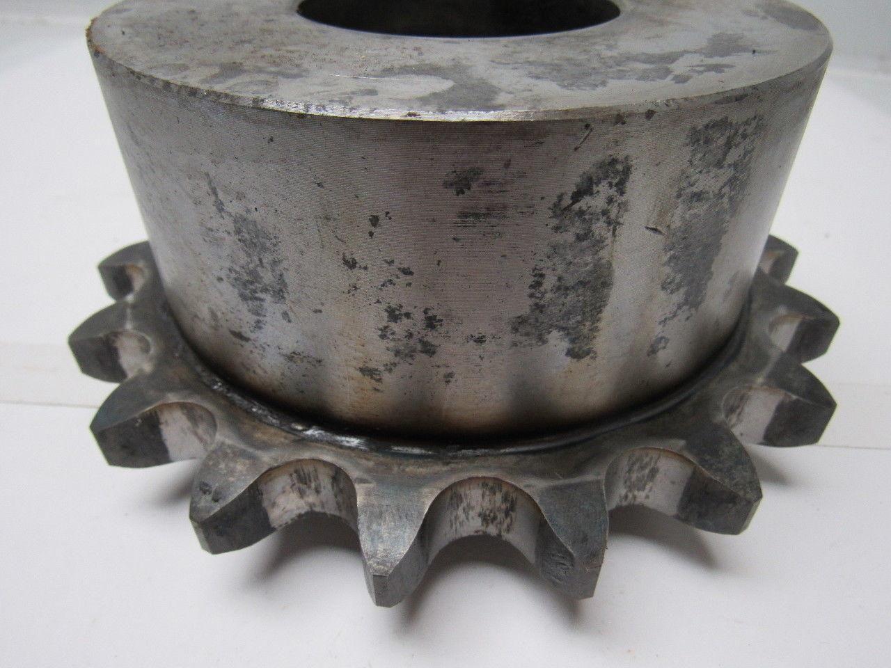 18 Tooth 100 Chain 2-3/4" Smooth Bore W/ built in Locking collar