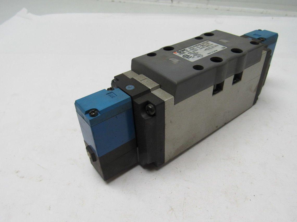 SMC VSS8-8-FHG-D-3EZ-V1 24VDC Pneumatic Air Solenoids Valve