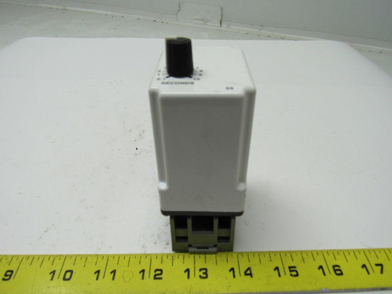 Macromatic Tr-50826-05 Series C Time Delay Flasher 12v AC/DC Range 0.1-10 Sec.