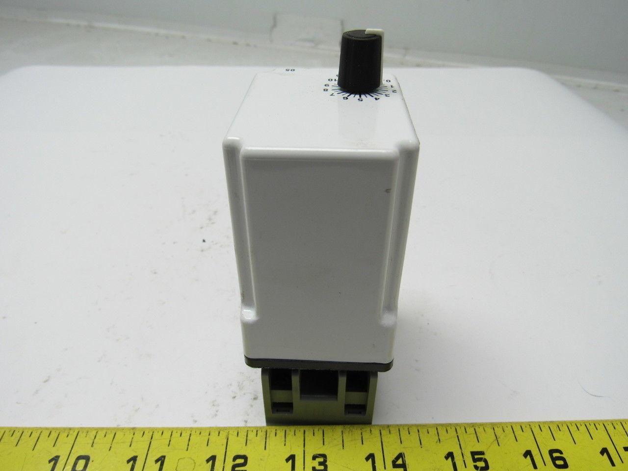Macromatic Tr-50826-05 Series C Time Delay Flasher 12v AC/DC Range 0.1-10 Sec.
