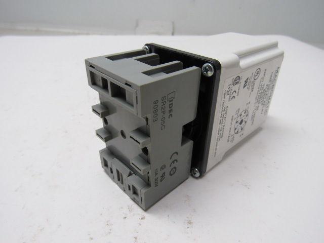 Macromatic Tr-50826-05 Series C Time Delay Flasher 12v AC/DC Range 0.1-10 Sec.