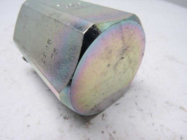 Graco 5900 Series 3/8" Npt Swivel Union for 5900 Series Sprayers
