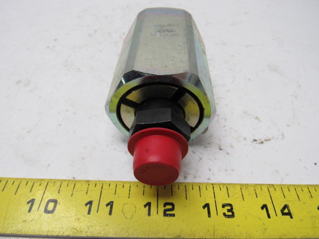 Graco 5900 Series 3/8" Npt Swivel Union for 5900 Series Sprayers