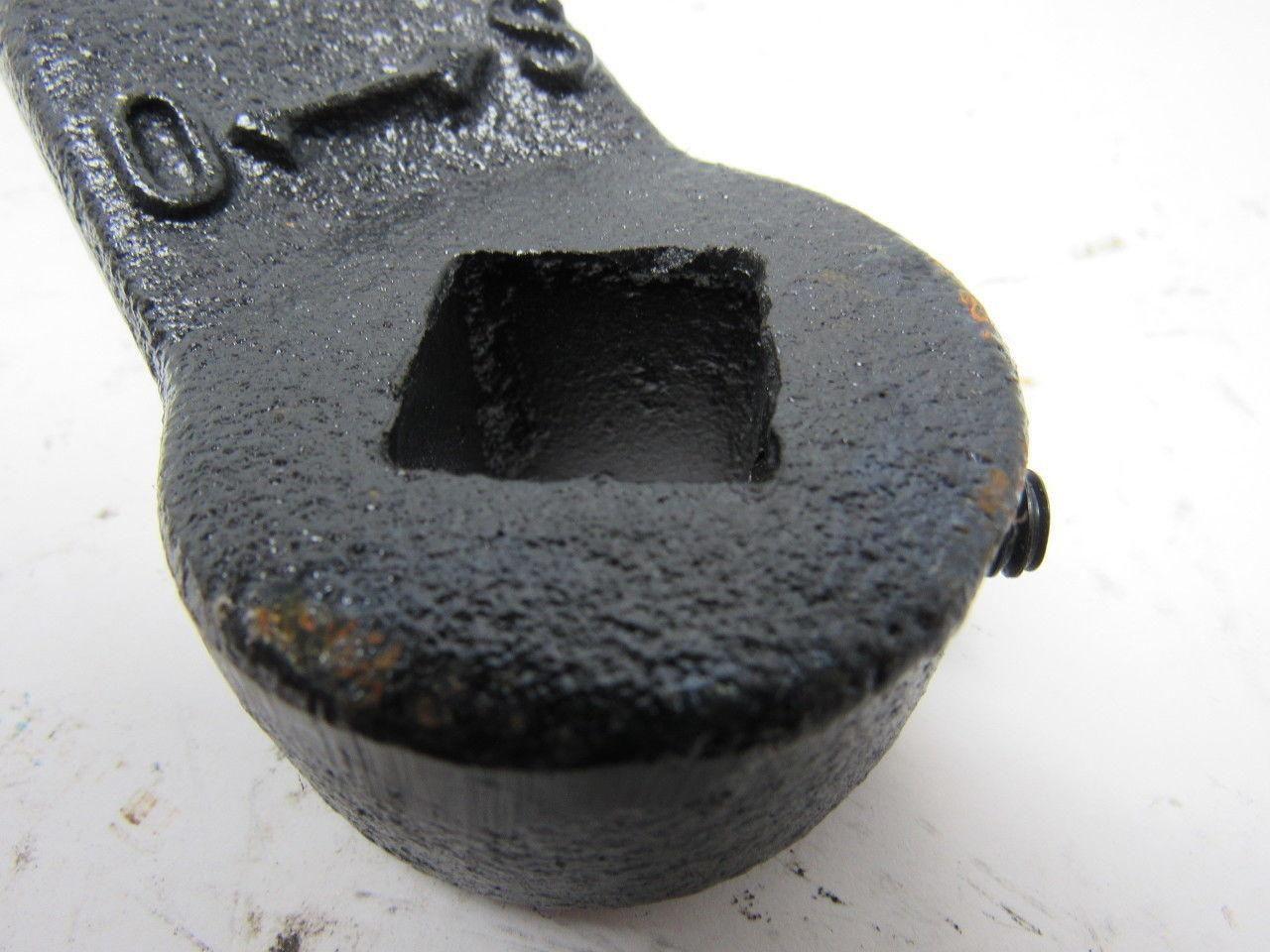 Apollo IBV-125 Iron Flanged Ball Valve 2 Piece Handle 13/16" Square