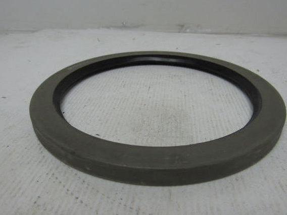 Chicago Rawhide 65036 Oil Seal 8" OD 6-5/16" ID 1/2" W