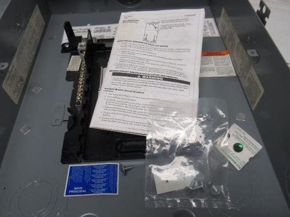 Square D BXH19RC Load Center Enclosure