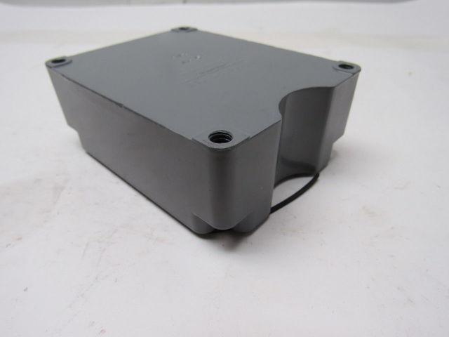 Honeywell 18PA3 Micro Switch Terminal Block Base Receptacle 8 Pole