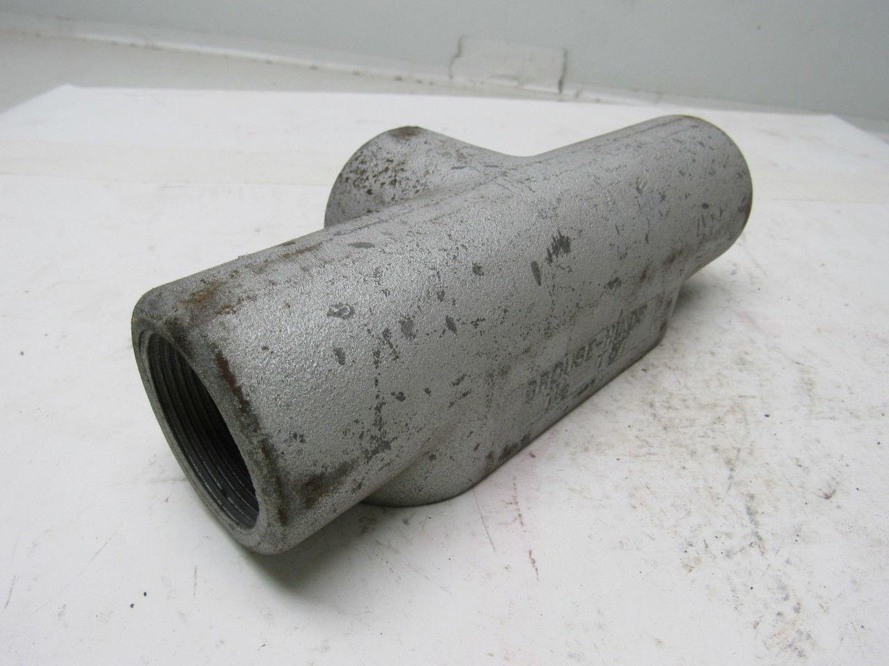 Crouse-Hinds T57 1-1/2" Conduit Outlet Body Lot of 8