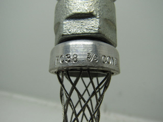 Bryant FC38 Cable Strain Relief 1/2" Straight Male Connector Lot of 4