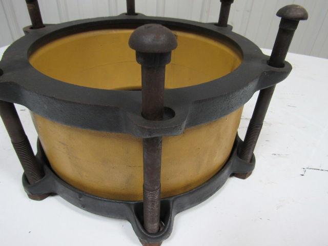 ROMAC 8" 501 x 5" Ductile Iron Coupling / 1 Bolt Missing / No Gaskets