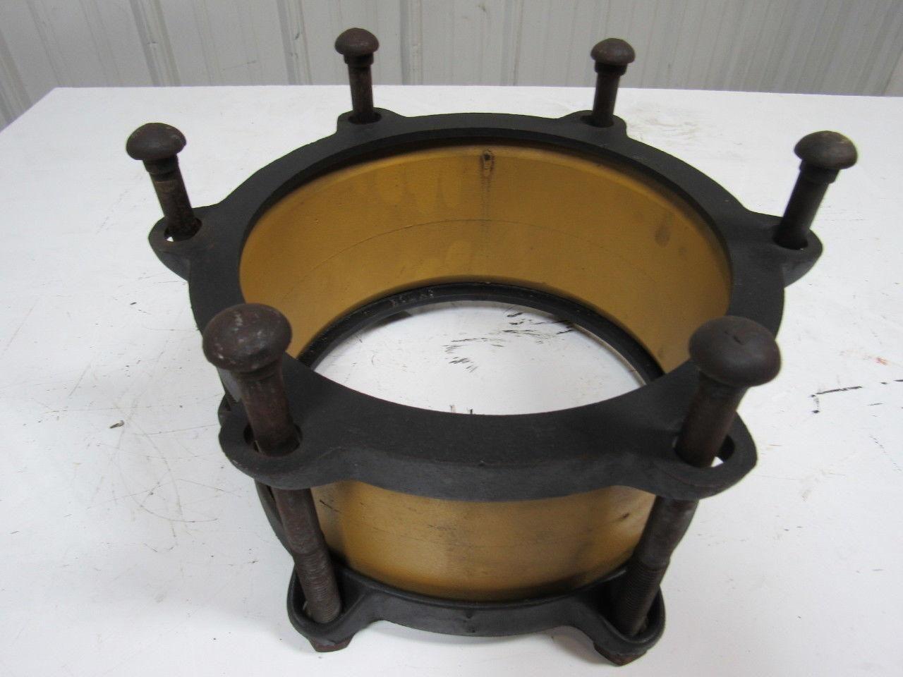 ROMAC 8" 501 x 5" Ductile Iron Coupling / 1 Bolt Missing / No Gaskets
