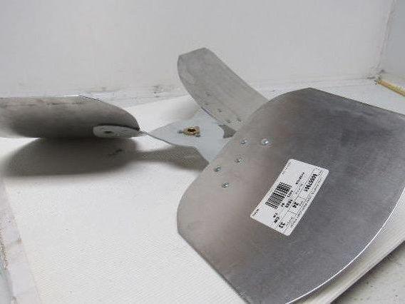 LAU IND. 6133360001 24" Dia.-33 Pitch-CW 3 Blade Replacement Propeller 1/2" bore