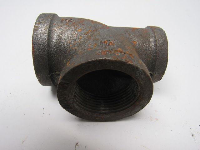 Anvil International 1-1/4" X 1-1/4"X 1" Reducing Tee Black Pipe Lot OF 4