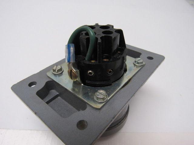 SKWR4G Russellstoll 20 Amp 600V Female Electric Receptacle 4 Wire 3 Pole