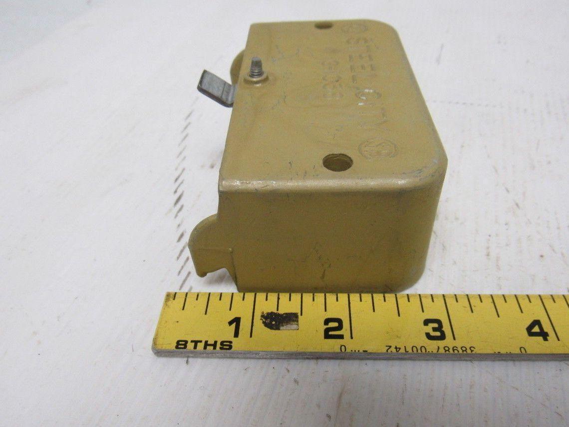 Superstrut AB-887 Single Gang Goldguard Receptacle Box With Cover