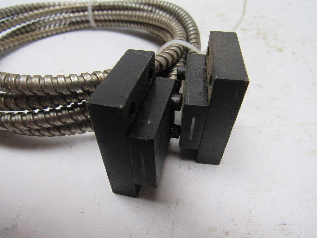 Banner IR23S Terminated Single Fiberoptic Glass Through Beam Block Lot of 2