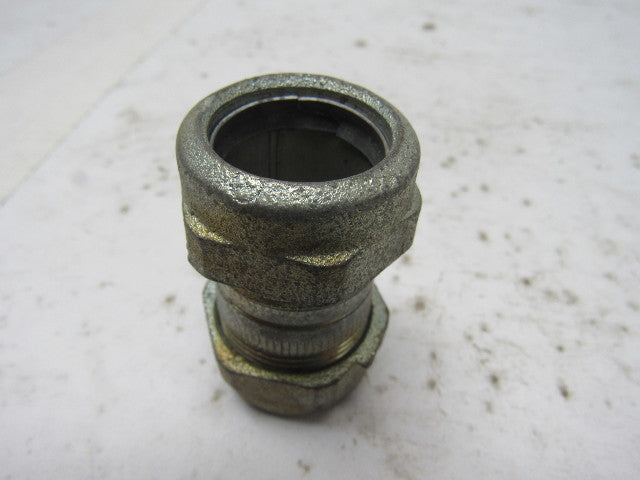 Mixed Brands 3/4" EMT Conduit Compression Couplings Lot Of 52