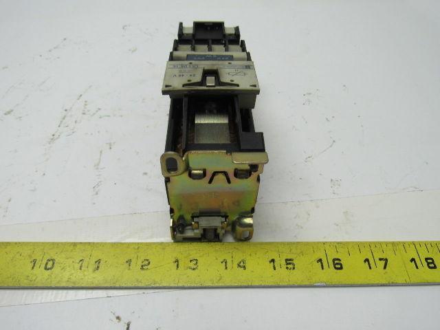 Telemecanique LA3 DR4 Off Delay 10-180 Sec. Pneumatic Timing Relay 24VAC Coil