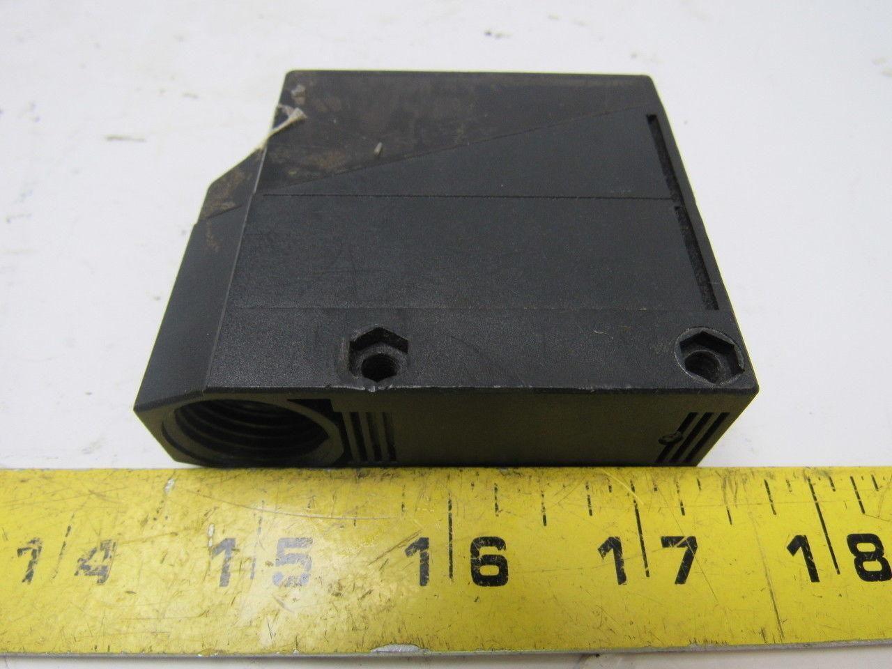 Omron E3JM-R4M4T-US Universal AC/DC Photoelectric Sensor W/Built-in Timer
