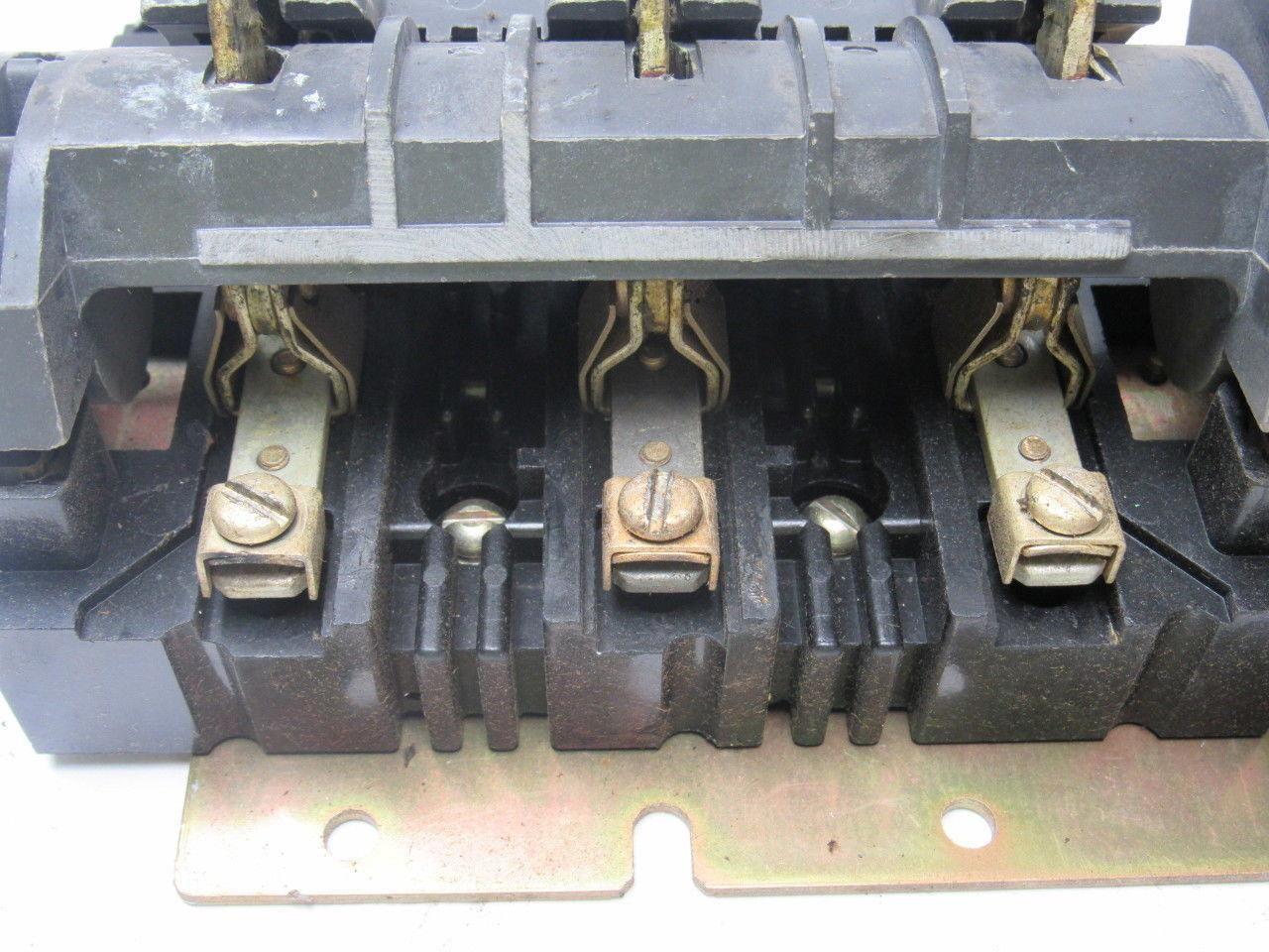 A-B Allen Bradley 1494F-N30 Ser. A Fixed-Depth Flange Mounted Disconnect Switch