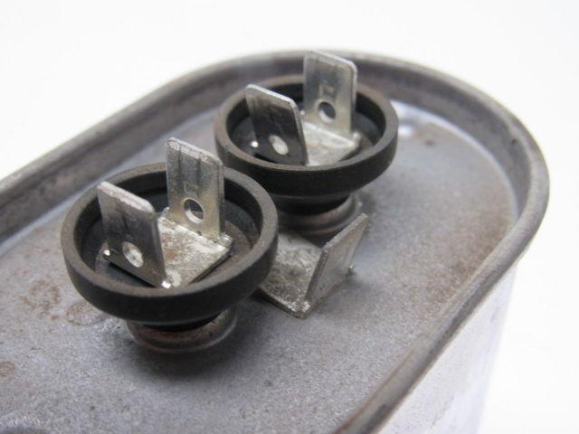 GE DIELEKTROL 61L1226 Capacitor 12uf 550VAC 60Hz Lot/6
