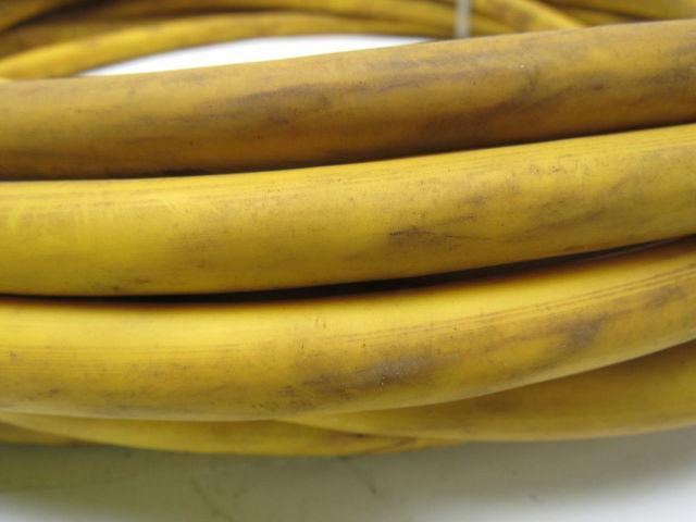 CCI 22447 Suprene 105 14 AWG Yellow 600V 40Ft Roll W/O Plugs