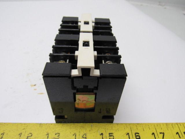 GE General Electric CR120C01 202AA Industrial Relay 1 NO 2 NC Contacts 115V