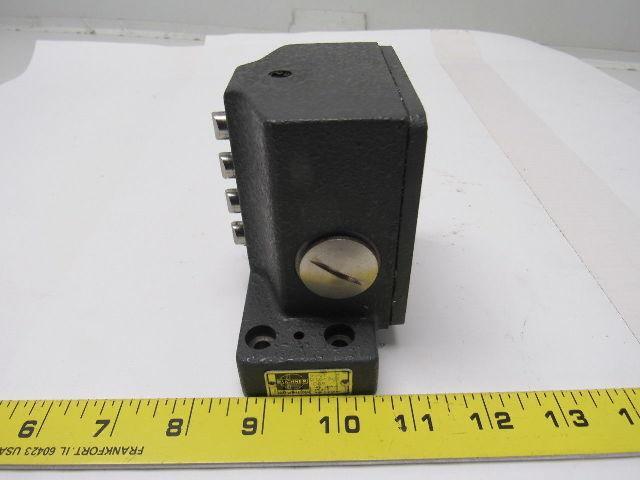 Euchner D-16-502C49/1 GSCS 4 Chisel Plunger Precision Limit Switch 10A 250V~