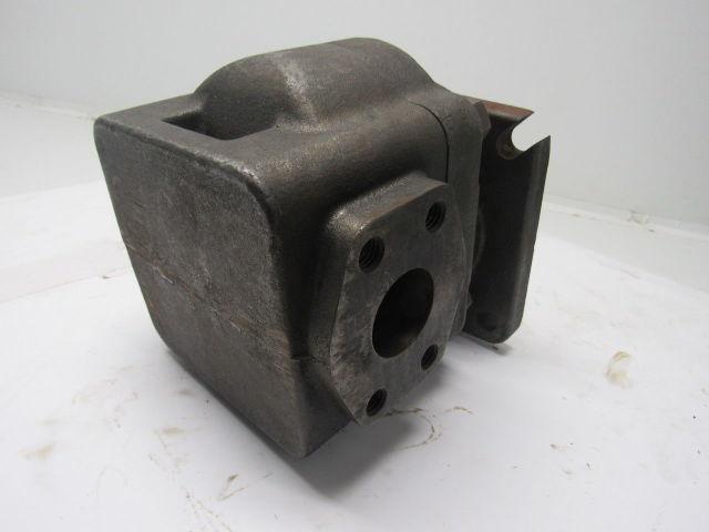 PARKER COMMERCIAL PGP 640 30E 104 Heavy Duty Cast Iron Hydraulic Pump See Specs