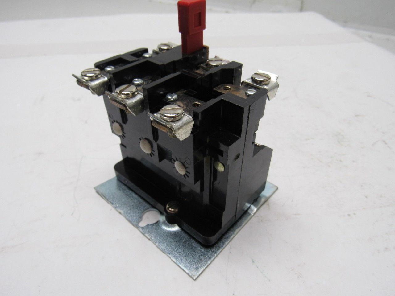 RELIANCE 704263-R AN13P J Thermal Overload Relay 3 Pole NEMA 1 Non Compensated