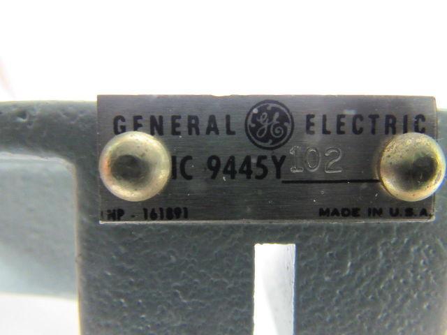 General Electric IC 9445Y102 Double Rocker Roller Wheel Limit switch Arm