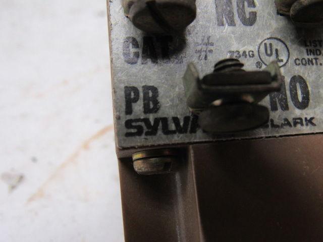 Sylvania PB Contact Blocks Bulletin 100 HD 2NC-2NO Panel Mounted