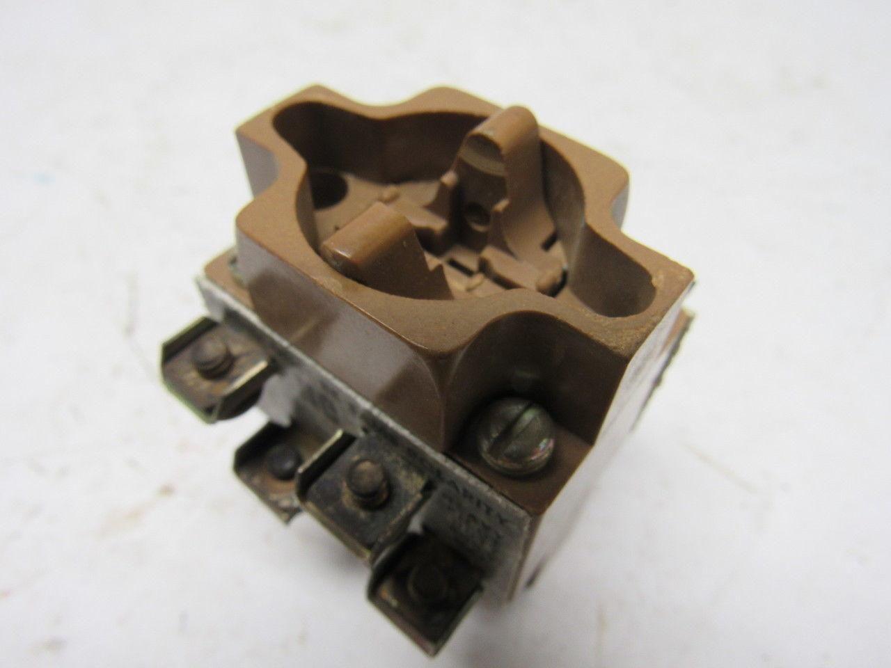 Sylvania PB Contact Blocks Bulletin 100 HD 2NC-2NO Panel Mounted