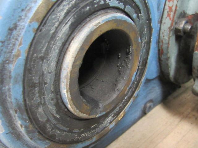 SEW-EURODRIVE FA70DV112M8/2BMHR Parallel Shaft Helical Gear Box 84.59:1 Ratio