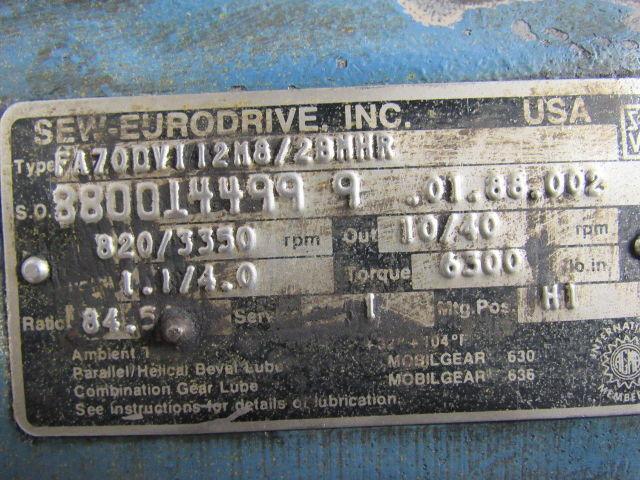 SEW-EURODRIVE FA70DV112M8/2BMHR Parallel Shaft Helical Gear Box 84.59:1 Ratio