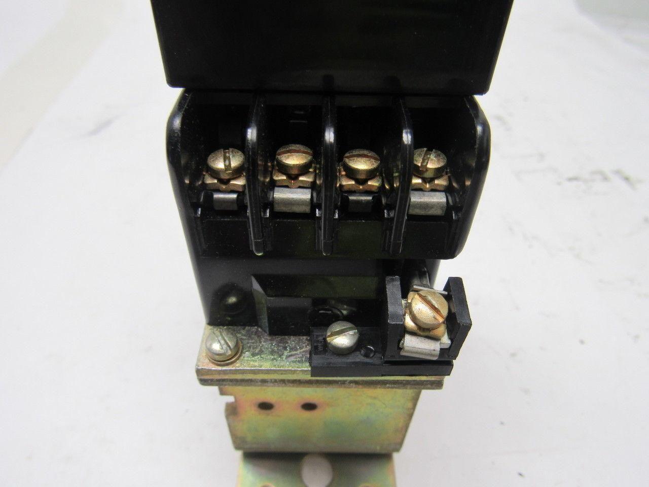 Westinghouse BTDC22S 276A021G02 Machine Tool Relay 300 V 10A 120 VDC Coil