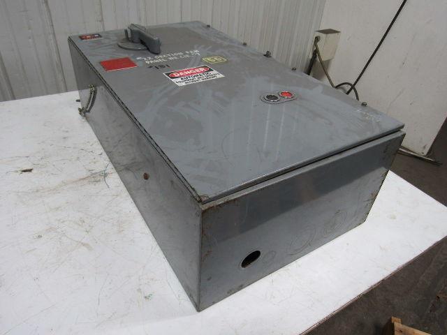 Cutler Hammer AC Magnetic Motor Controller Starter Combination 100Hp 200A 600V