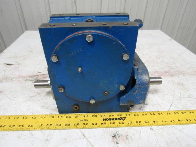 Cleveland 84-0-32868-3 Size 35E Series 39 Worm Gear Speed Reducer 5 X 1 Ratio