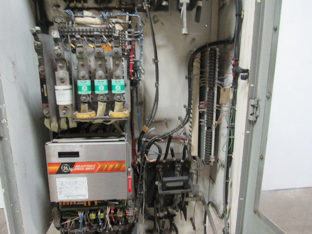 GE 7VNES030CD06 250HP Adjustable Speed AC Drive System In Cabinet 500V 425A