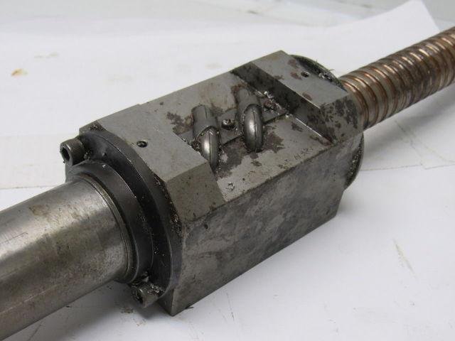 Wasino LG71 33" Ball Screw & Nut Assembly End Bearing is Bad