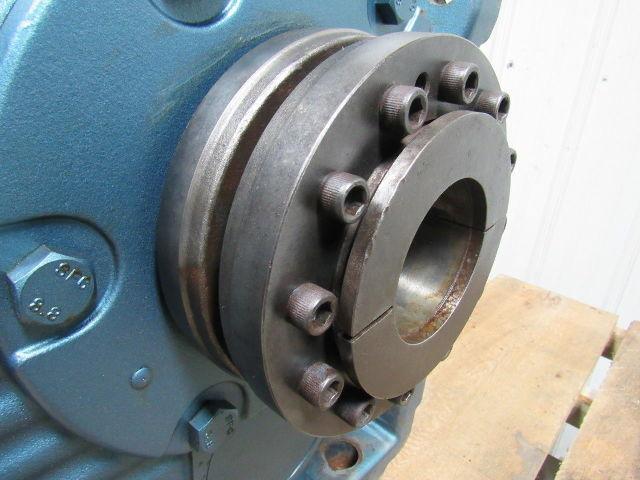 SEW-EURODRIVE KT127BR77DT100LS4BMG4HR High Torque Gear Reducer 899:0 Ratio