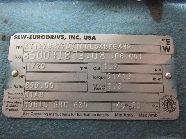 SEW-EURODRIVE KT127BR77DT100LS4BMG4HR High Torque Gear Reducer 899:0 Ratio