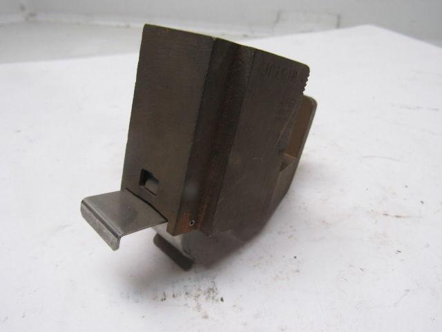 W197UF Brush Holder Lot/1