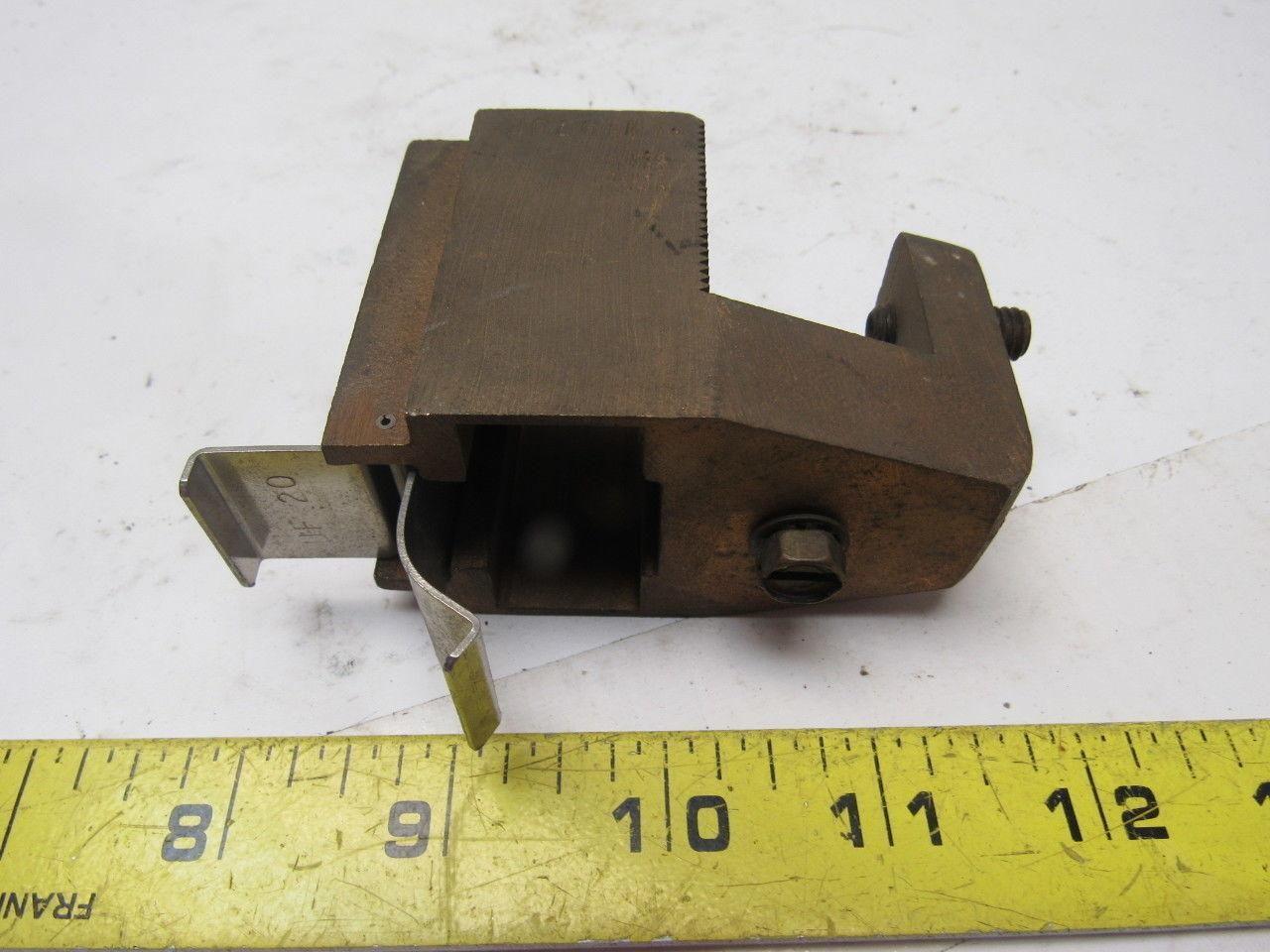 W197UF Brush Holder Lot/1