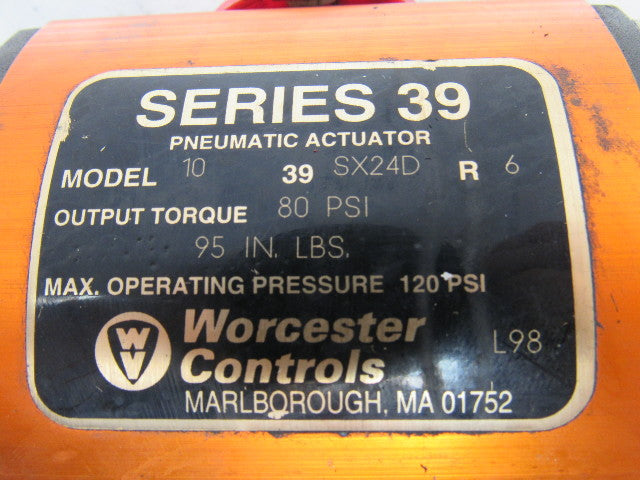 Worchester Controls Series 39 Model 10 Pneumatic Actuator W/1/2" NPT 3-Way Valve