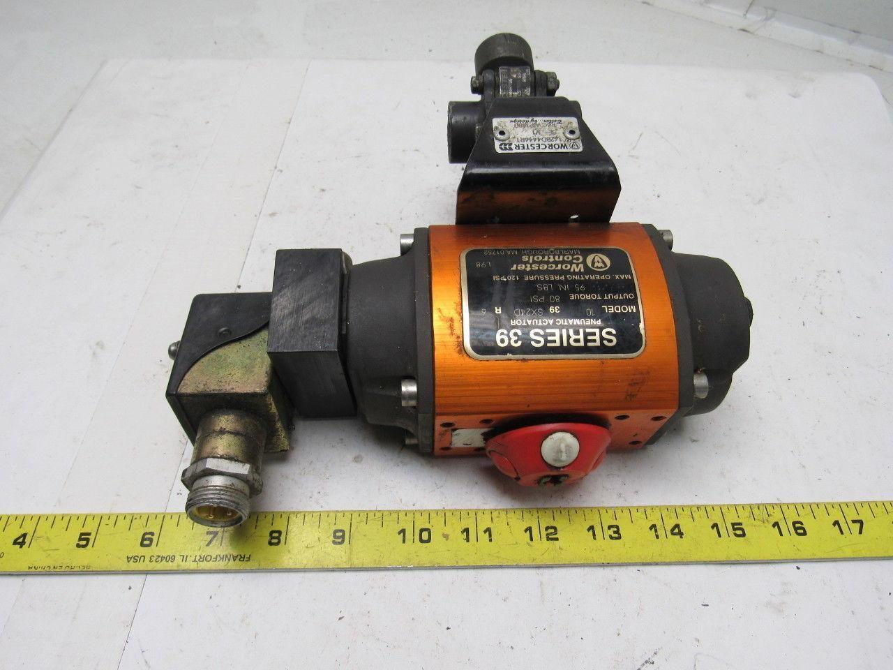 Worchester Controls Series 39 Model 10 Pneumatic Actuator W/1/2" NPT 3-Way Valve
